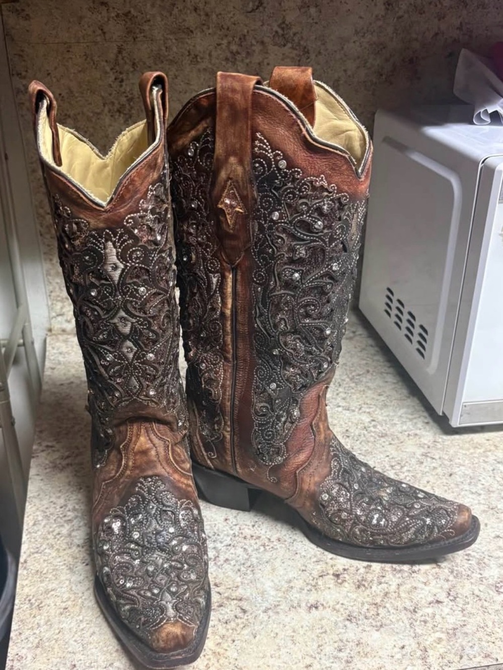 Corral Brown Embroidered Western Heeled Boots with Rhinestones